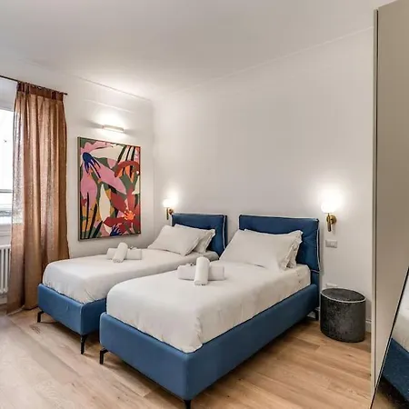 3 Bedroom Via Genova Monti Area דירה