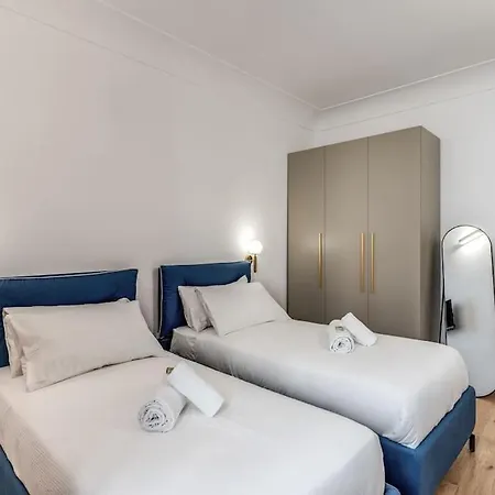 3 Bedroom Via Genova Monti Area شقة *