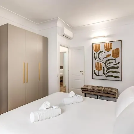 3 Bedroom Via Genova Monti Area * روما